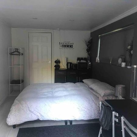 Belfast Private Room, En-Suite & Own Access Extérieur photo