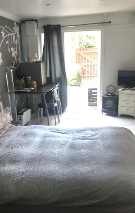 Belfast Private Room, En-Suite & Own Access Extérieur photo